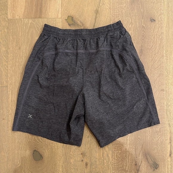 Lululemon Pace Breaker Shorts - Picture 4 of 4